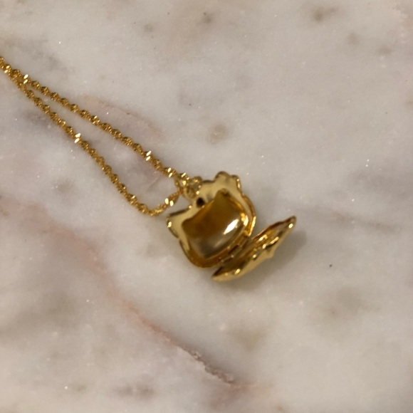 ✨NWT✨ Hello Kitty Gold Plated Locket Charm Necklace on Gold Plated Chain - Picture 8 of 9